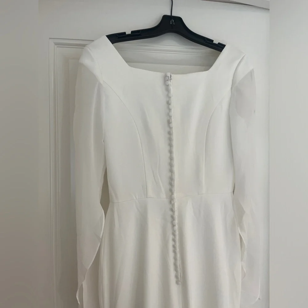NEW✨ Moonlight Wedding Dress / Crepe dress w chiffon sleeves / Modest / Fits sz6 - Picture 6 of 11